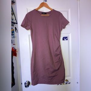Large Shortsleeved Mauve Dynamite Dress